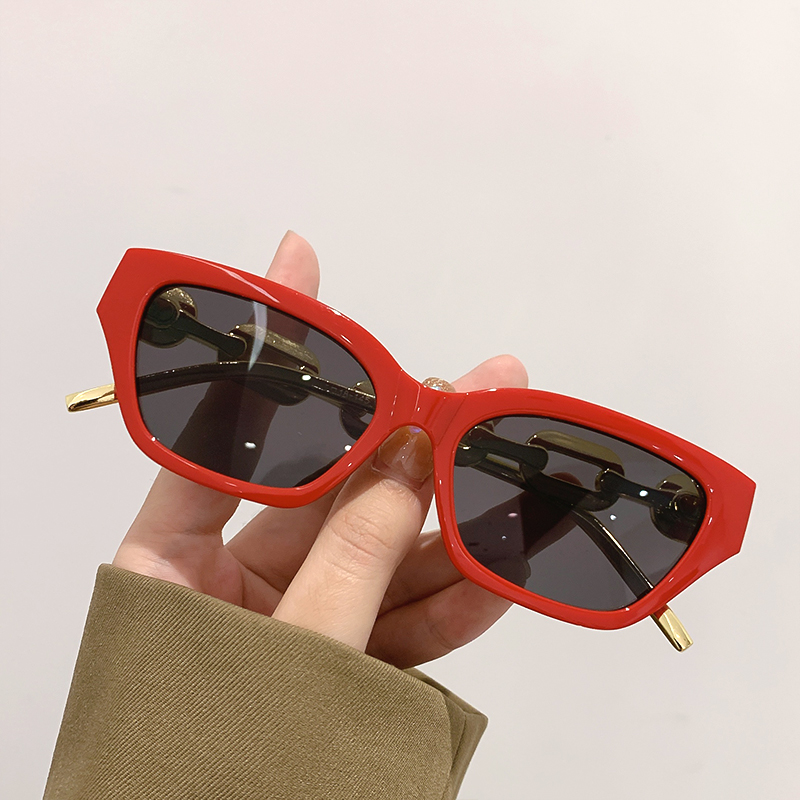 Classic Casual Sunglasses For  - مراجعة Sunglass Retainer Cord وسعره