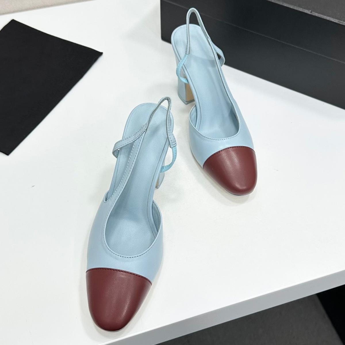 2026 Women's Two-Tone Slingbac - مراجعة Casual Sandal Leather وسعره